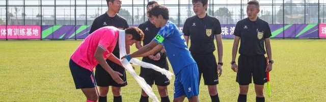 爱游戏官网入口-藏族球员组成的甘南九二联：足球让各民族抱在一起