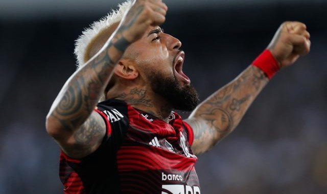 爱游戏官网APP-比达尔打进巴甲第2球 女儿爱犬走失 他悬赏100万